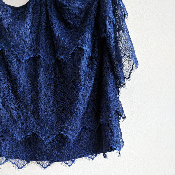 NWT Lace Tiered Halter Top - Picture 6 of 6